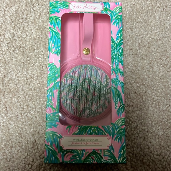 Lilly Pulitzer Wireless Speaker - Picture 3 of 3